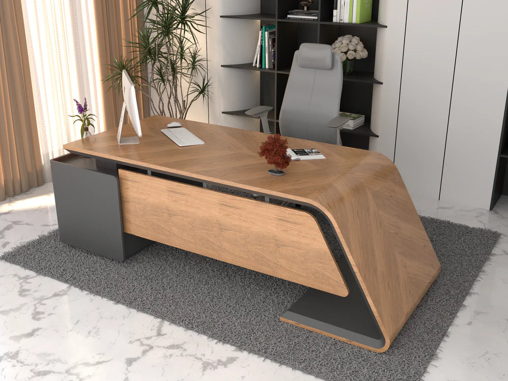 Victoria Executive Table