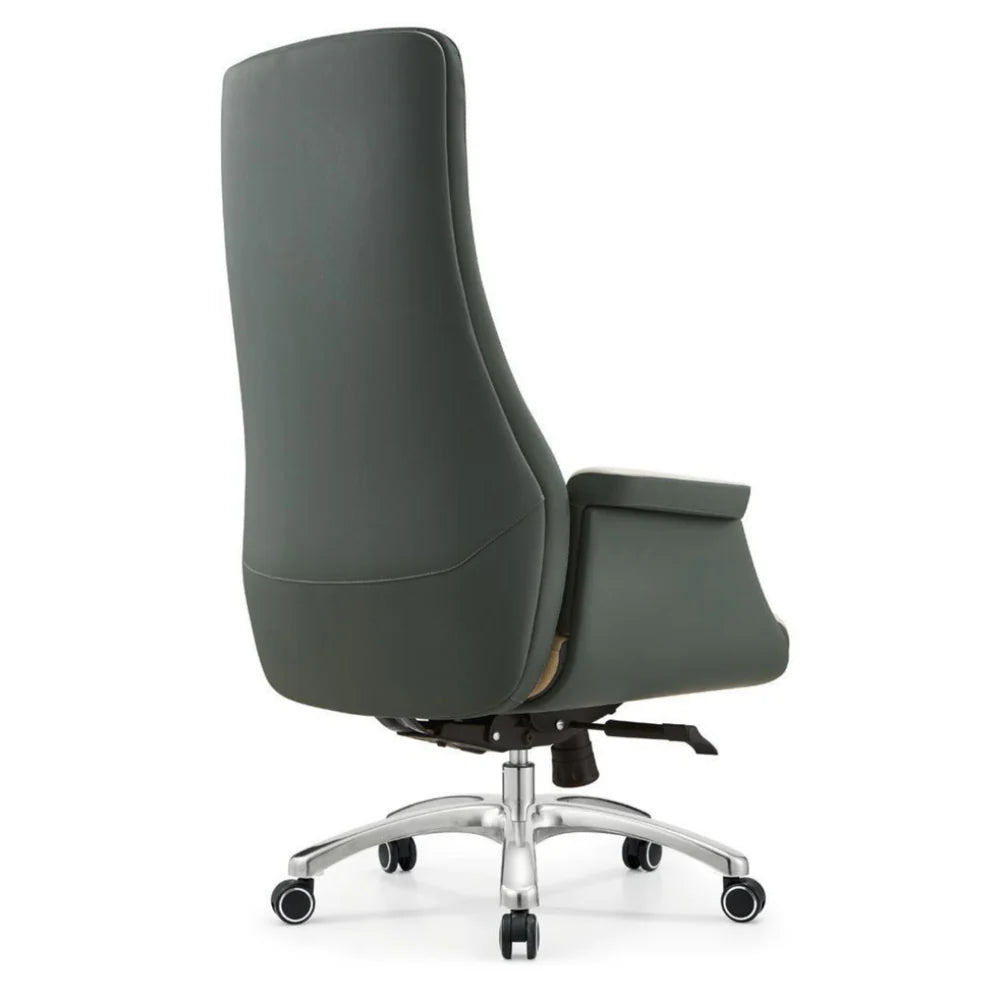 Victoria Executive Chair